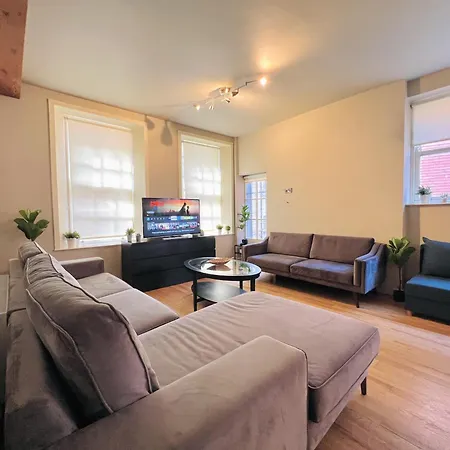 Temple Bar Central * 都柏林